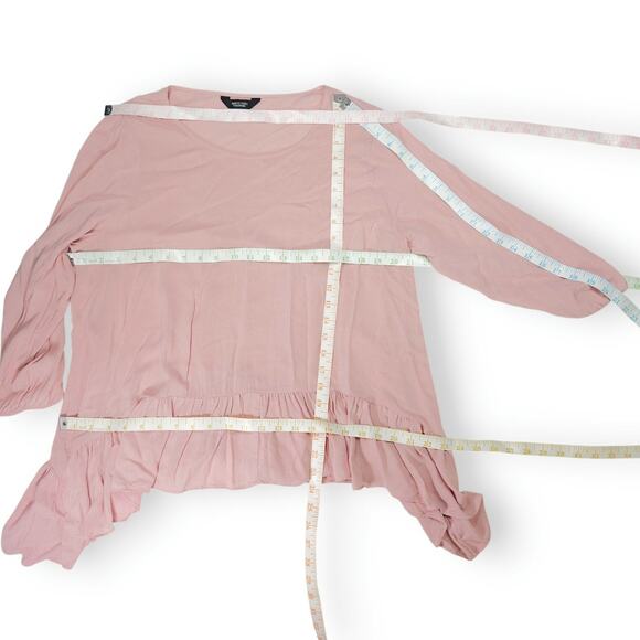 Simply Vera Vera Wang Ruffle Sharkbite Top Lavender Size L EUC Boho Romantic - Picture 6 of 7